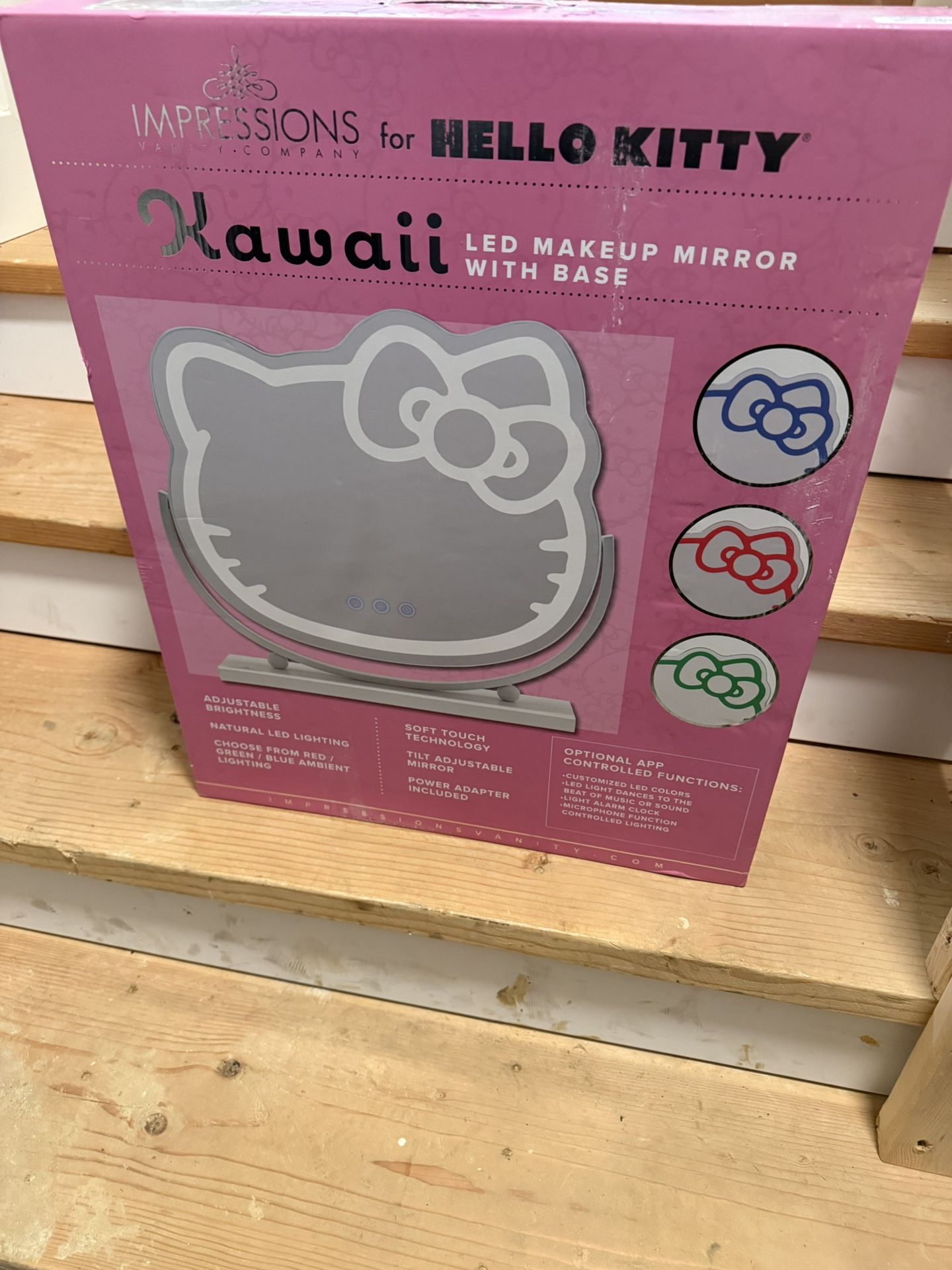Impressions Vanity Hello Kitty Mirror