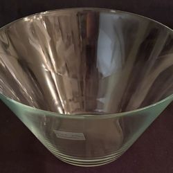 Glass Salad Bowl Like New!