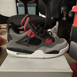 Jordan 4 Infrared