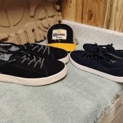 Men's Hey Dudes ,Women's Allbirds and Hat
