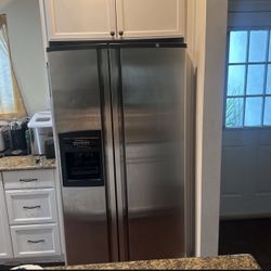 Kitchen Aid Regrigerator