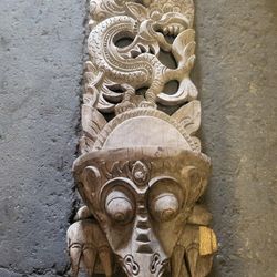 Hand Carved Wooden Artwork Carving Tool Display Wood Tools