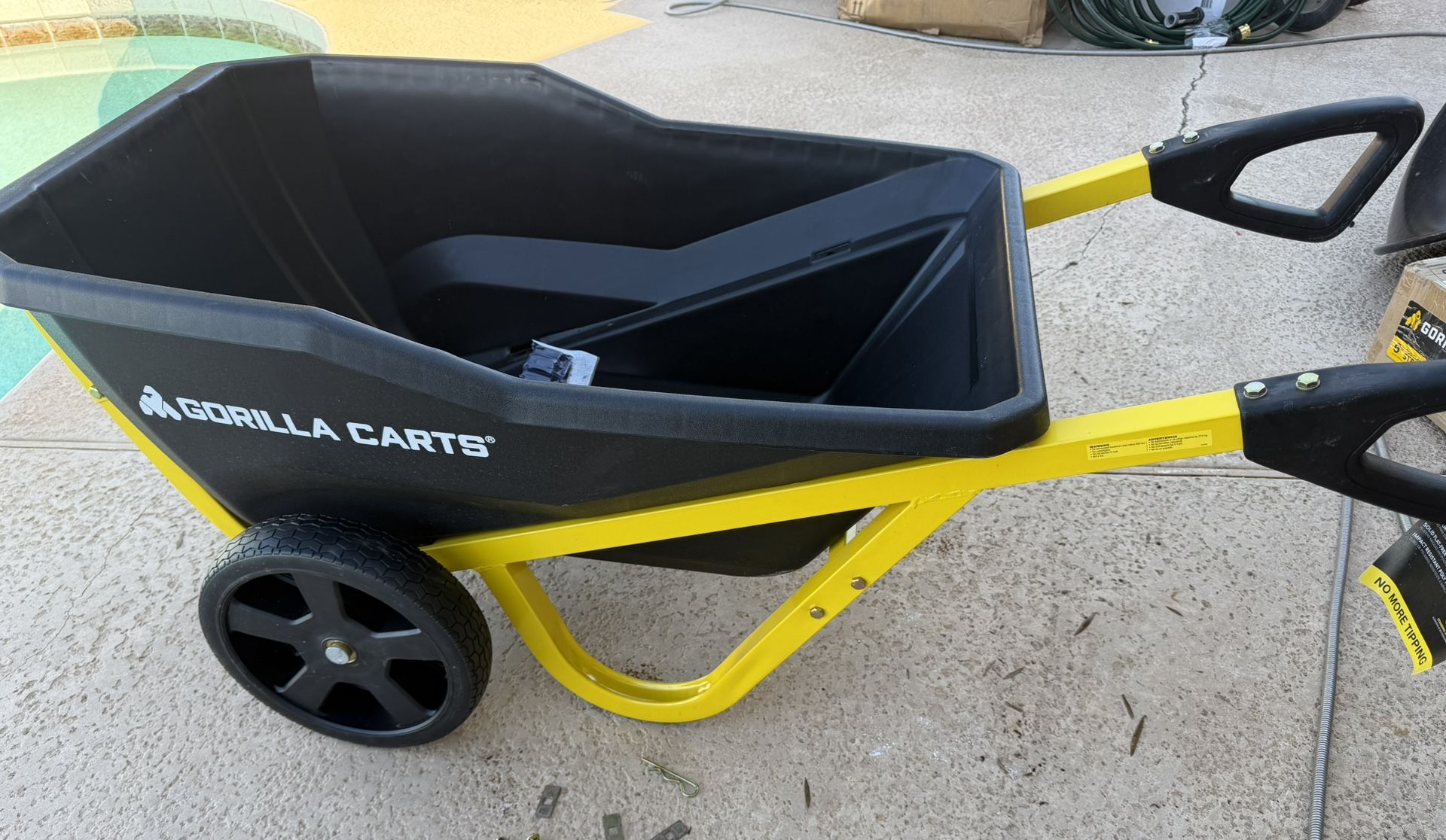 Gorilla Cart Evolution Yard Cart 7 Cu Ft