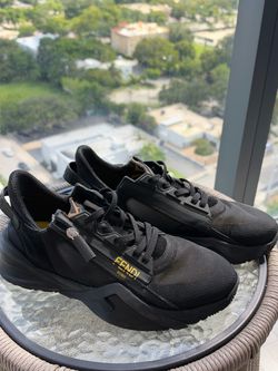 Fendi flow size 8 Europe 10 us men