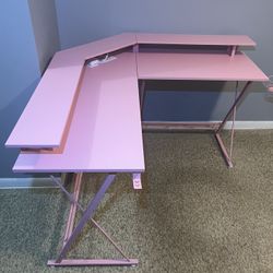 GAMING PINK DESK 