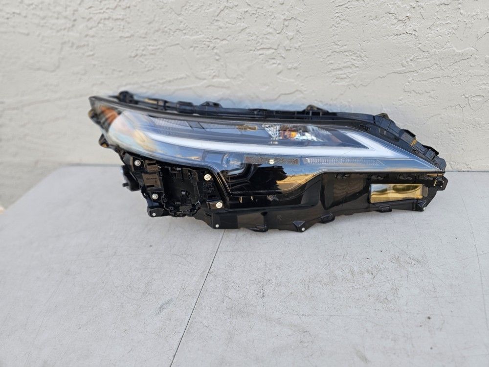 Lexus Rx350 Headlight 