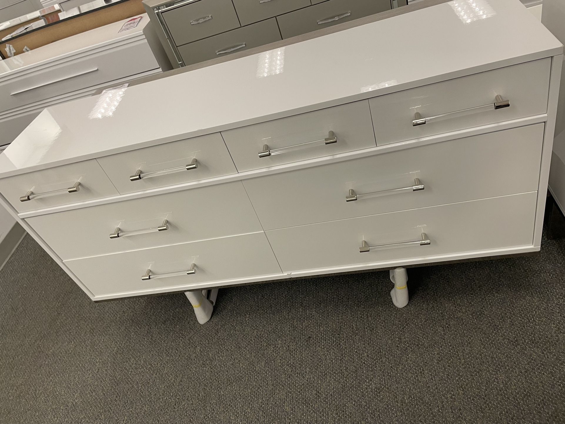 White Cortina Dresser