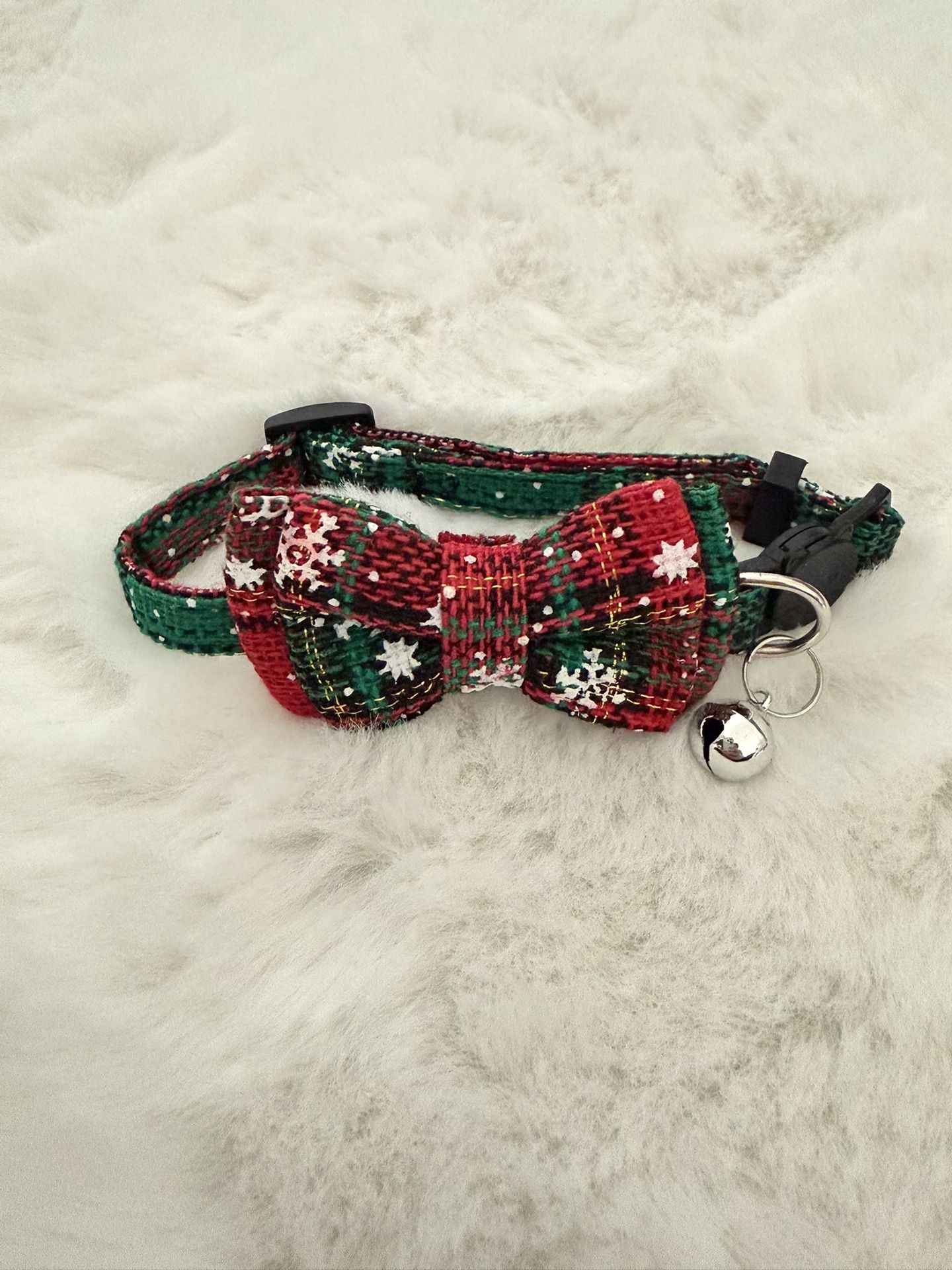 Christmas Dog & Cat Bowtie Collar with Bell – Adjustable