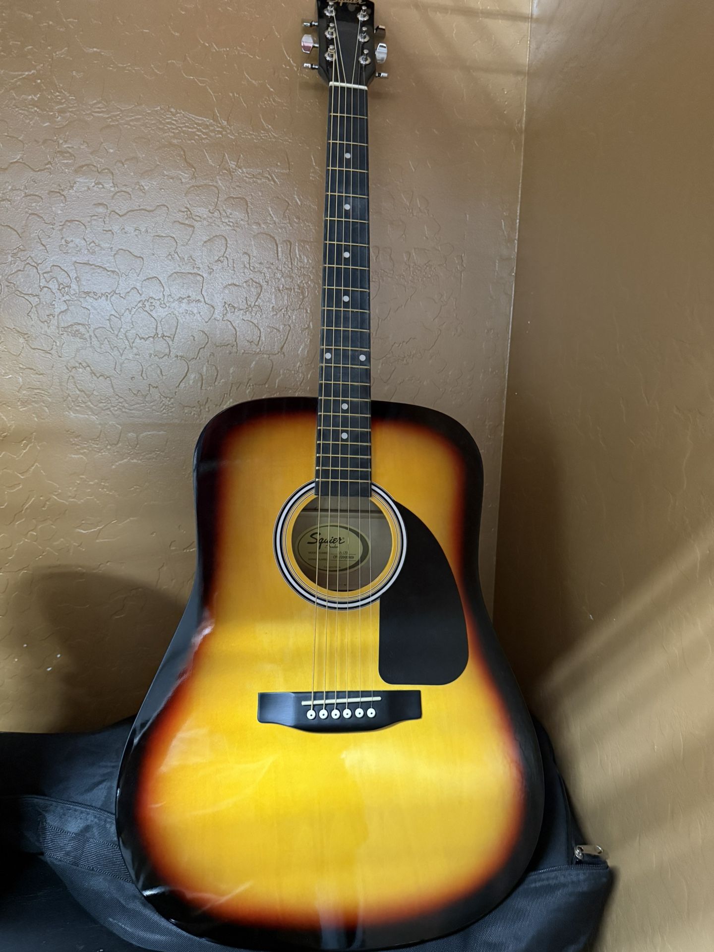 Acoustic Guitar Squier By Fender