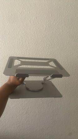 Adjustable Aluminum Laptop Stand