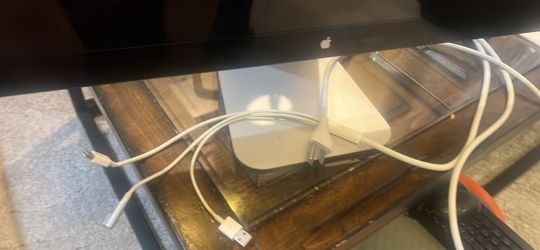 Apple monitor