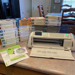 Cricut Expression Cutting Machine and 34 Cartridges - 67th Ave/Bell Road 