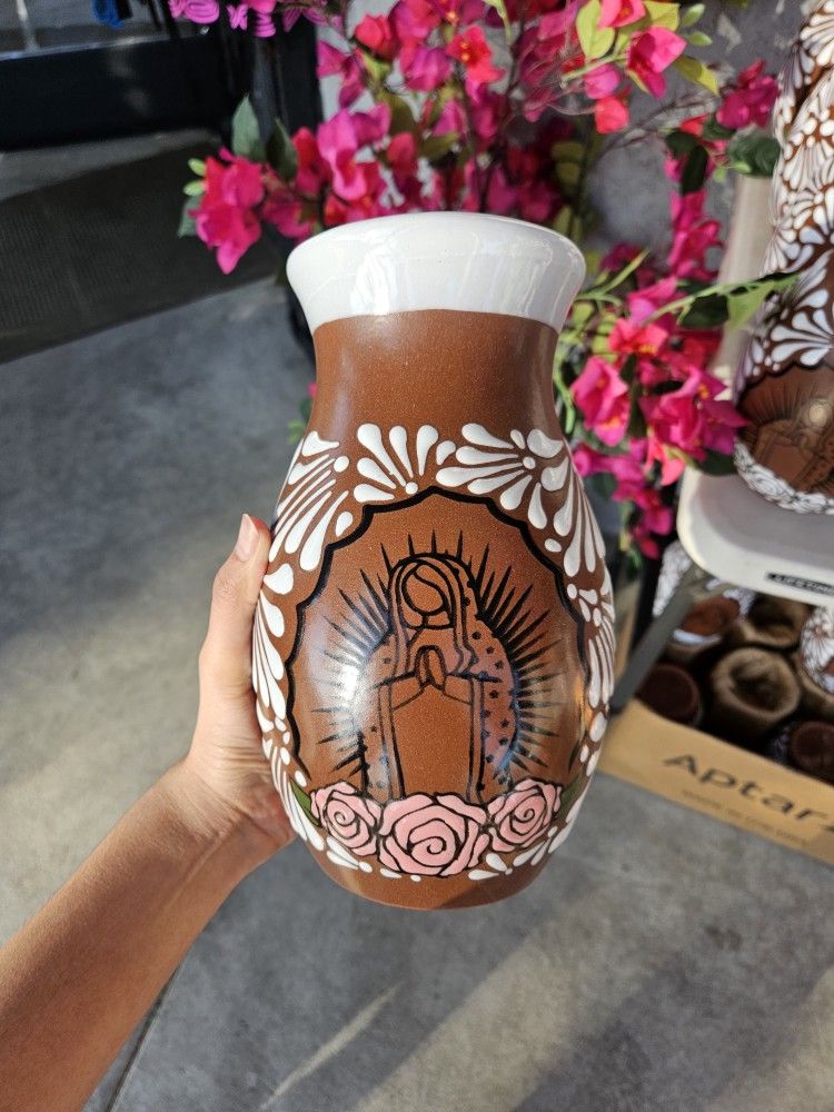 Virgencita Flower Vase 🤍🌹🤎 NOW $35‼️