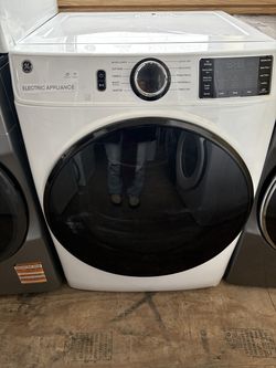 Electric GE Dryer 220 v