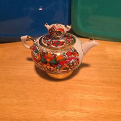 Vintage Imperial Russian Red Rooster Teapot