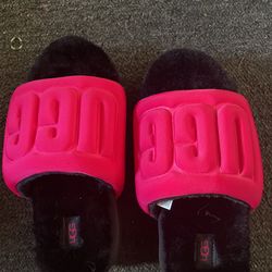 Hot Pink Ugh Size 6 Platform Slides