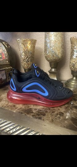 Men Nike Shoes size 10