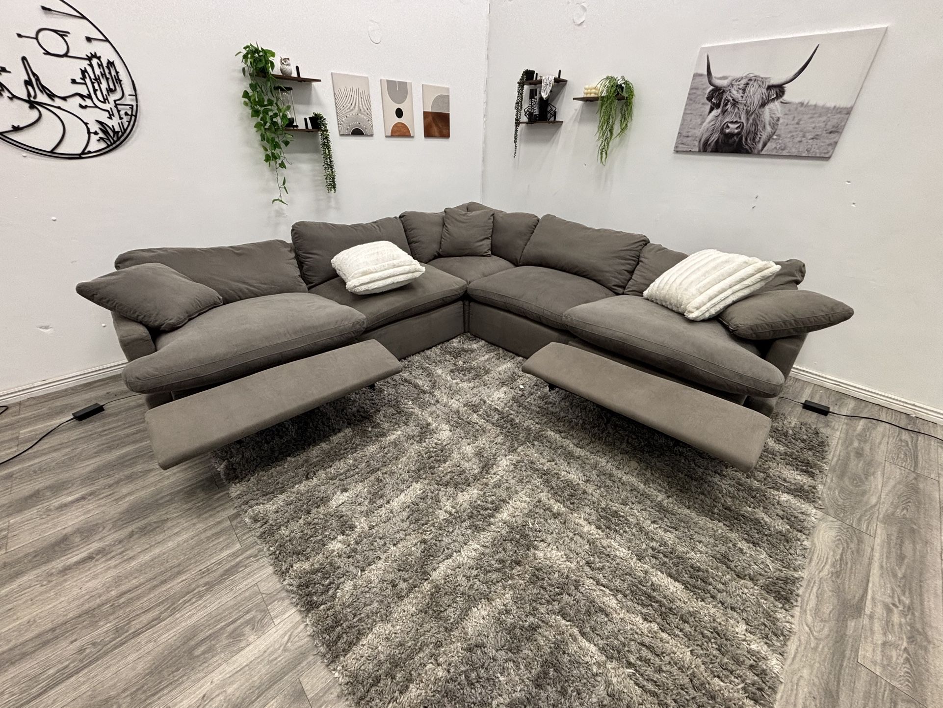 Sectional Cloud Couch - Free Delivery