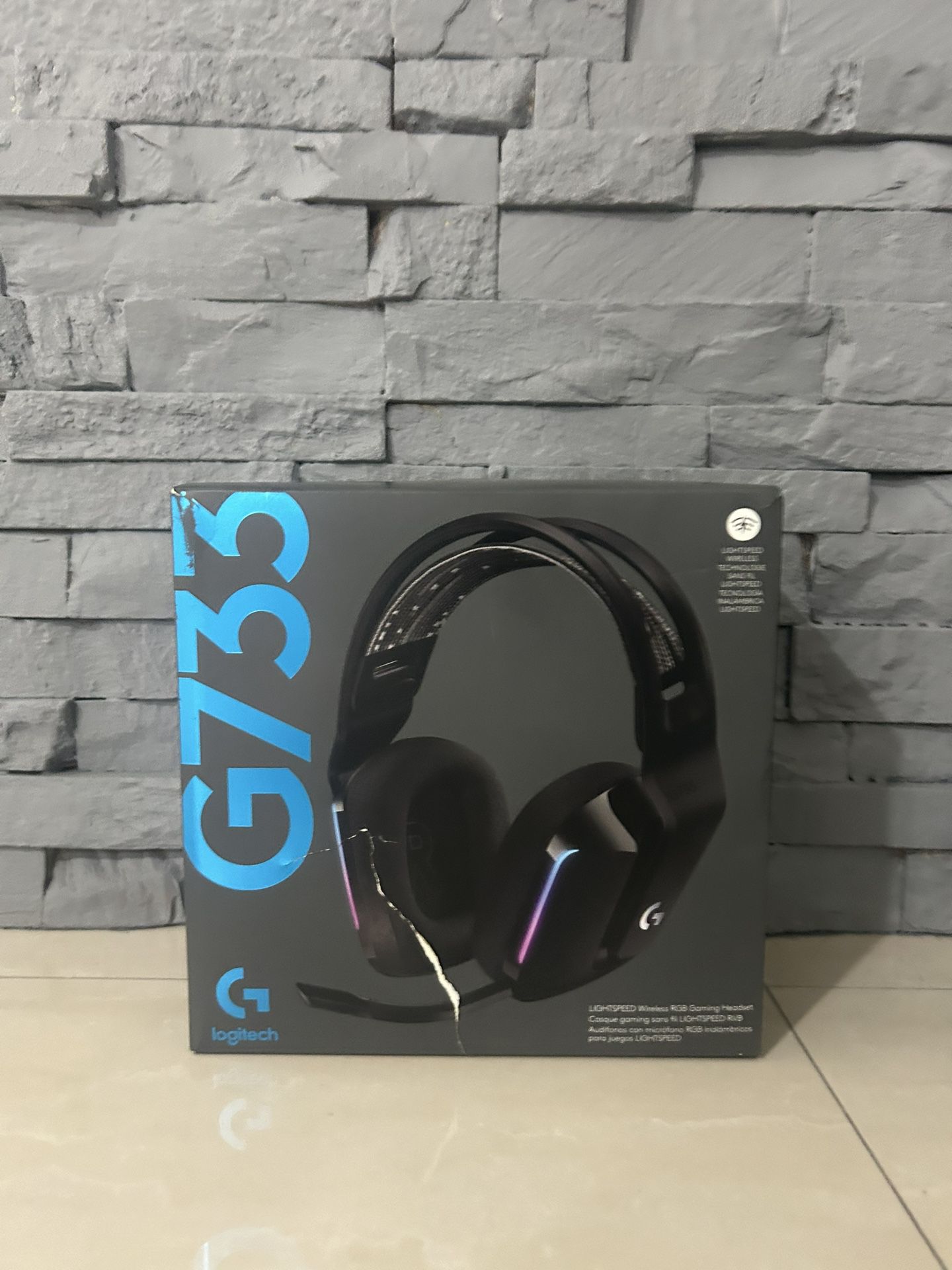 G733 Logitech Gaming Headphones