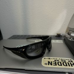 Oakley Belleville Sunglasses