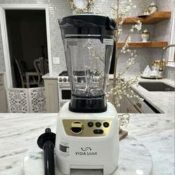 Princess Hpuse White Blender $370