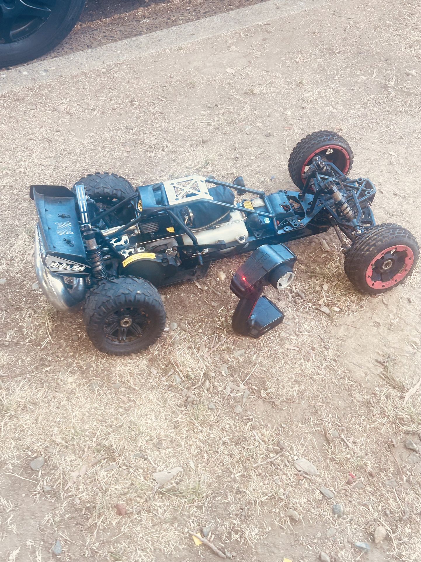 1/5 scale gasoline-powered remote control (RC) buggy