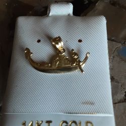 Venetian 14K Gold Gondola Charm or Pendant