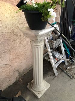 Decorative Column Pedestal Plant Stand