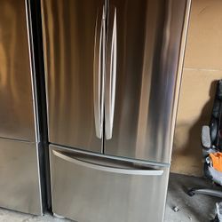 LG French Door Counter Depth Stainless Steel Refrigerador