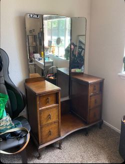 Vintage wood vanity