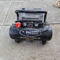 Husky Small Compresor 