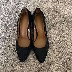 Black High Heels 
