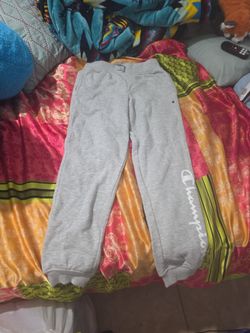 Champion kid size large