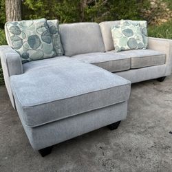*FREE DELIVERY* Ashley Furniture Gray Reversible Sectional 