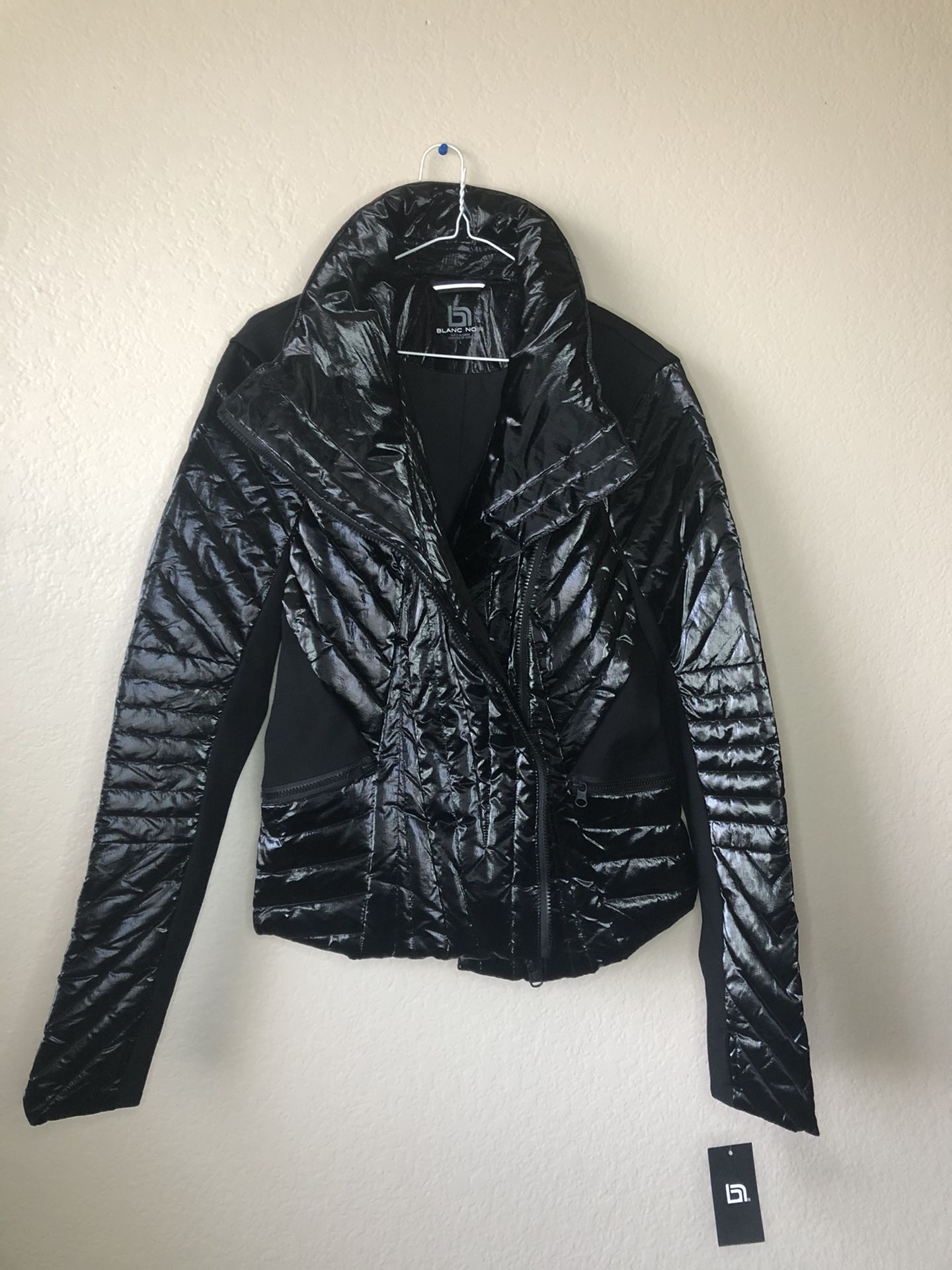 Blac Noir Super Hero Motion Panel Puffer  & Accessories