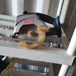 Ryobi Saw