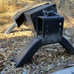 REESE 14K 5th Wheel Hitch