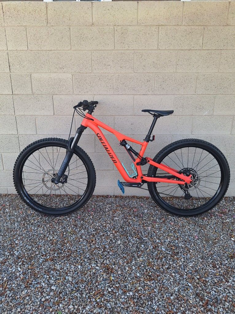 SPECIALIZED STUMPJUMPER 29 ER FULL SUSPENSION MOUNTAIN BIKE ( CHECK MY OTHER BIKES)