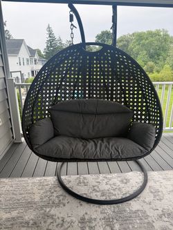 Two Hanging Egg Chairs with Stand & Cushions – Black/Gray