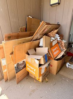 Moving Boxes & Packing Supplies
