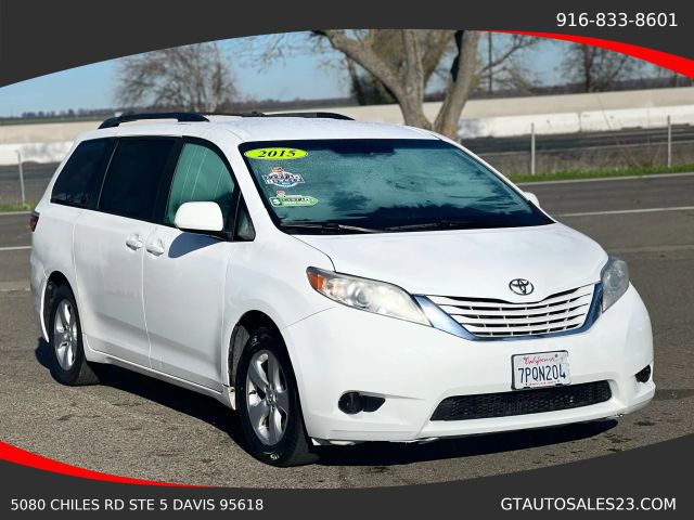 2015 Toyota Sienna