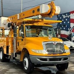 BUCKET TRUCKS 35FT THRU 61FT IN STOCK READY TO WORK FOR SALE 📞305-523-9373 👉🏼👉🏼OLIVER  FLEET SALES WE FINANCE 