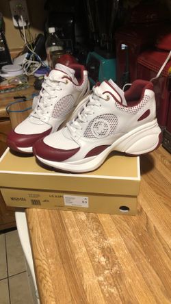 New Michael kors Sneakers Size 9.5