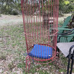 Very Large Iron Bird Cage
