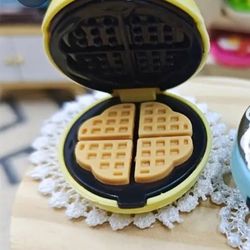 Miniature Waffle Maker