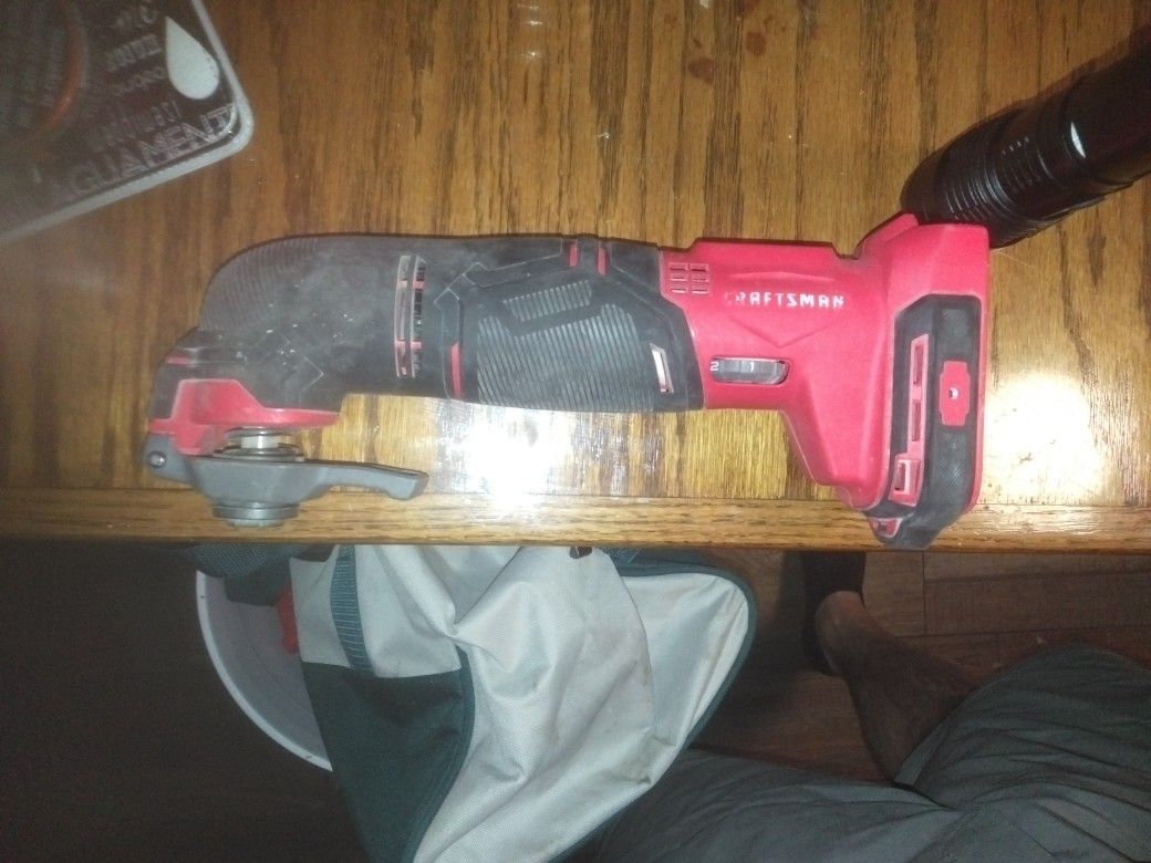 Craftsman Buzz Saw. Tool Only No Battery