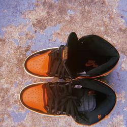 The Air Jordan 1 Retro High OG 'Shattered Backboard 3.0