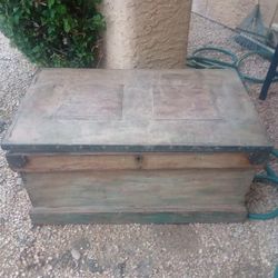 Old Chest 