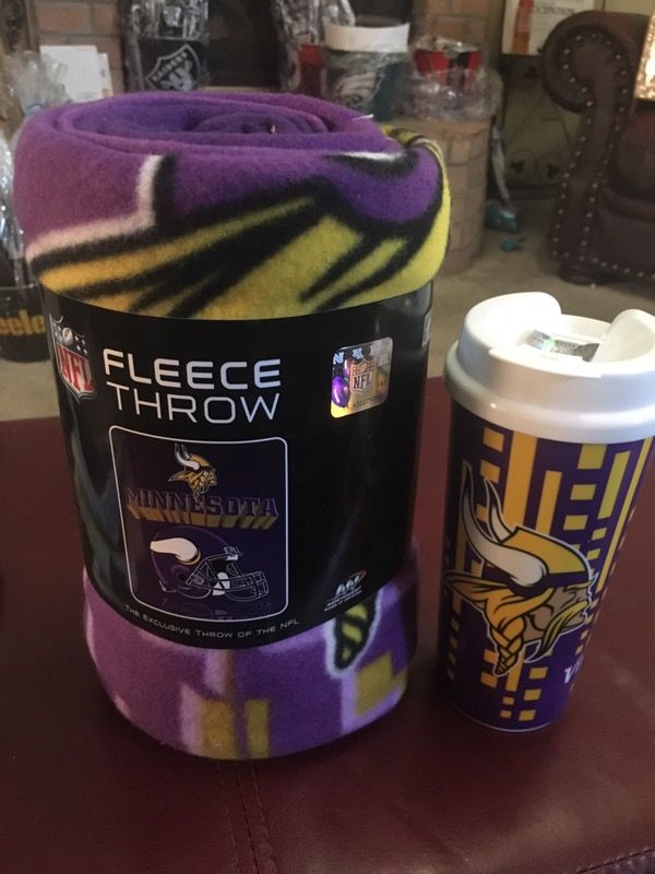 Minnesota Vikings fleece blanket and cup