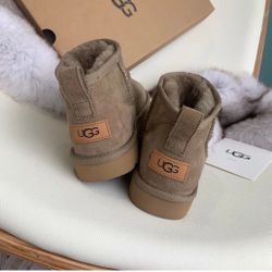 Children Uggs 